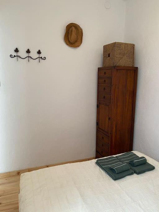 Agradable Casa Rural Con Suelos De Madera Santa Olalla del Cala Exteriör bild